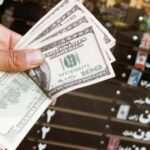 دلار تا پایان سال ۲۵ هزار تومان میشود