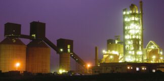 تدوین آئین نامه برق صنایع به کُندی پیش می رود