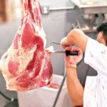 گوشت قرمز 15 هزار تومان گران شد قیمت گوشت در میادین میوه و ترهبار ۵۰ درصد بالا رفت