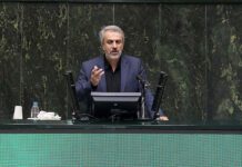 احضار وزیر صنعت به مجلس به دلیل کیفیت پایین خودروها وزیر صنعت در مجلس