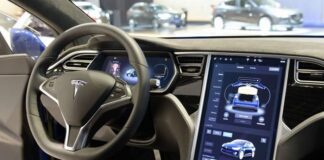 تسلا و بی ام و؛ پرفروشترین خودروسازان لوکس در سال ۲۰۲۱