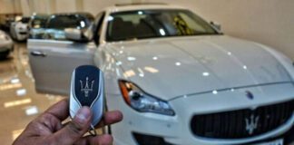 جزئیات نشست خودرویی مجمع تشخیص/چه کسی با واردات خودرو مخالف است؟ خودرو خارجی