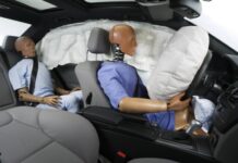 برای بازشدن ایربگ، اینجا بکوبید