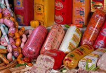 سوسیس و کالباس بدون مواد نگهدارنده استاندارد نیست