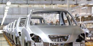 خودروهای ناقص خودروسازان جمع میشود