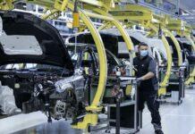 الزامات خودروسازان برای خروج از بنبست تولید