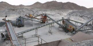 ممنوعیت خامفروشی آهن و بنتونیت خراسان جنوبی برای سه سال