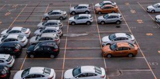 تاکید پوتین بر کاهش قیمت خودروهای روسی