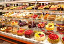 افزایش قیمتی در بازار شیرینی شب یلدا نداریم