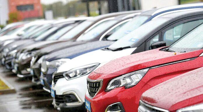 بازار خودرو همچنان روند صعودی دارد