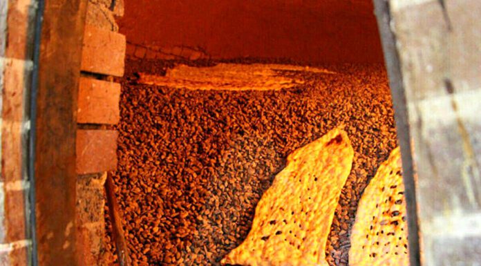 ۵۰ درصد از نانواییهای سنگکی آزادپز هستند