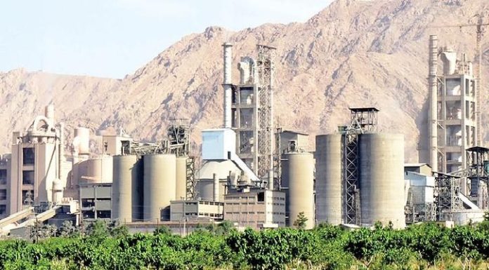 کارنامه وزیر سیمانی زیر ذرهبین