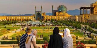 درآمدزایی هر توریست معادل ۱۰۰ بشکه نفت