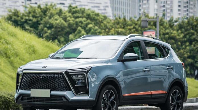 پیش فروش ۵ محصول کرمان موتور از امروز