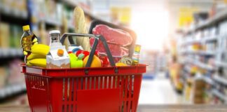 انتقاد از افزایش چندباره قیمت مواد غذایی