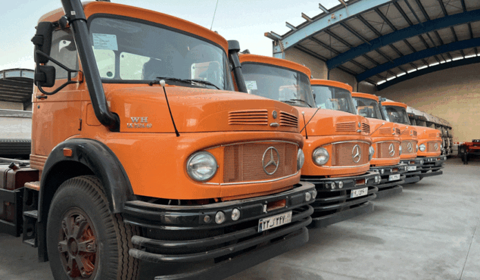 کامیون باری قدیمی