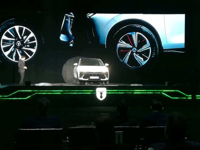 رونمایی لاماری ایما هیبریدی