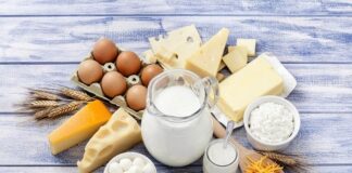 ۷۰ درصد قیمت لبنیات وابسته به نرخ شیرخام است