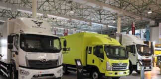 گروه بهمن کدام محصولات را برای اولین بار به همدان میبرد؟