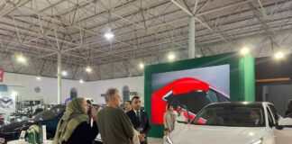 نمایش لاماری در چهارمین نمایشگاه خودرو بوشهر لاماری