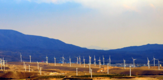 دلیل توقف توربین های بادی منجیل اعلام شد/زیان ۲۵۰ همتی صنایع از قطع برق