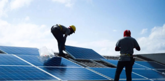 توسعه نیروگاههای خورشیدی در ادارات دولتی