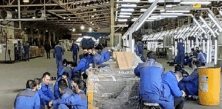 حمایت از صنایع آسیب دیده در اولویت برنامه های دولت