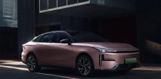 سدان جدید کرمانموتور در خیابان دیده شد