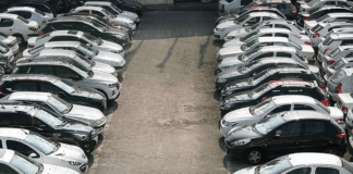 قانون ساماندهی بازار خودرو اجرا شود