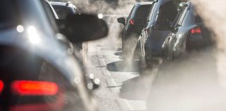 پشت صحنه اتهامزنی به خودروسازان در آلودگی هوا چیست؟