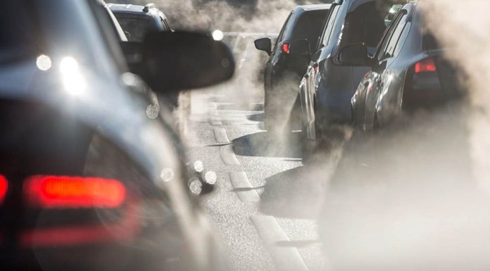 پشت صحنه اتهام زنی به خودروسازان در الودگی هوا چیست؟