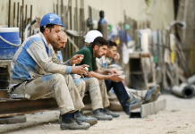 نجات تولید از مسیر تقویت معیشت کارگران میگذرد