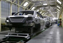 رنگ خودرو جزو استانداردهای اجباری عملکردی نیست