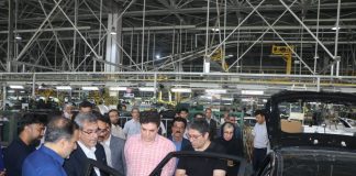 بازدید معاون وزارت علوم از کرمانموتور و خط تولید هاچبک ملی شدو