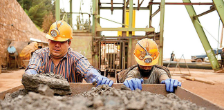 کاهش بهرهوری نیروی کار معدن